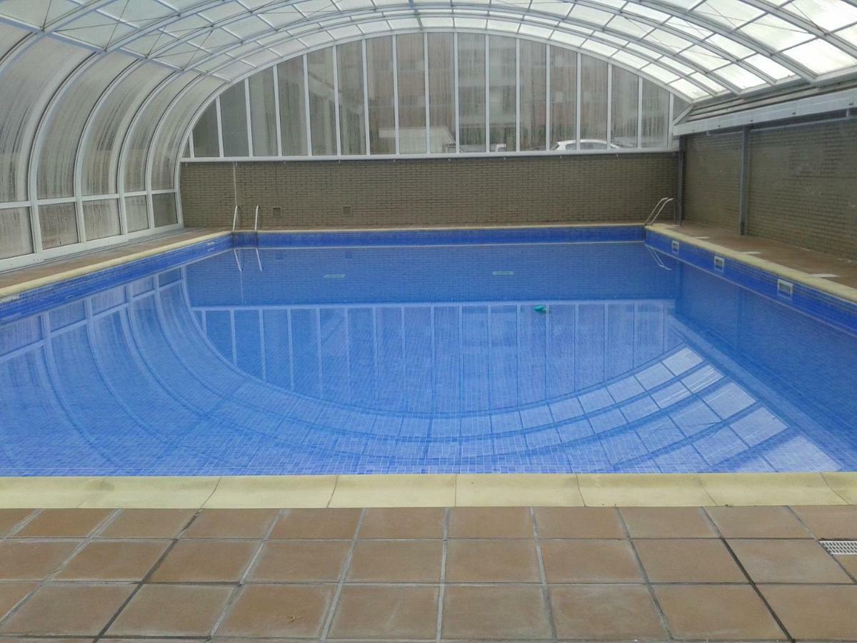 Torre De La Fuente Aprtovistas Piscina Parking Oviedo